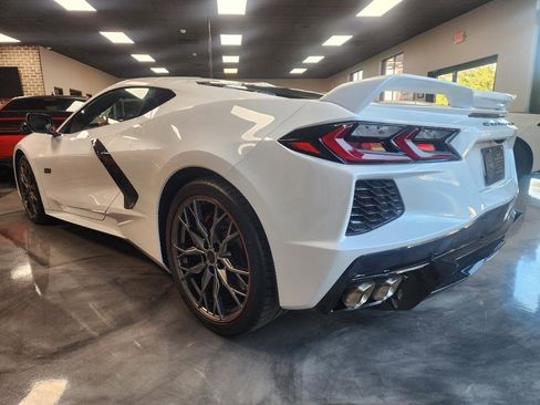 Used 2023 Chevrolet Corvette Stingray Premium Cpe w/ Z51 Performance Package image 3