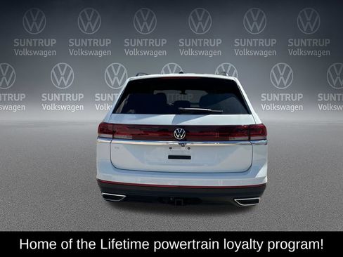 Used 2025 Volkswagen Atlas SE w/ Panoramic Sunroof Package FWD image 5