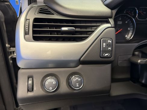 Used 2019 Chevrolet Tahoe LT AWD/4WD image 16