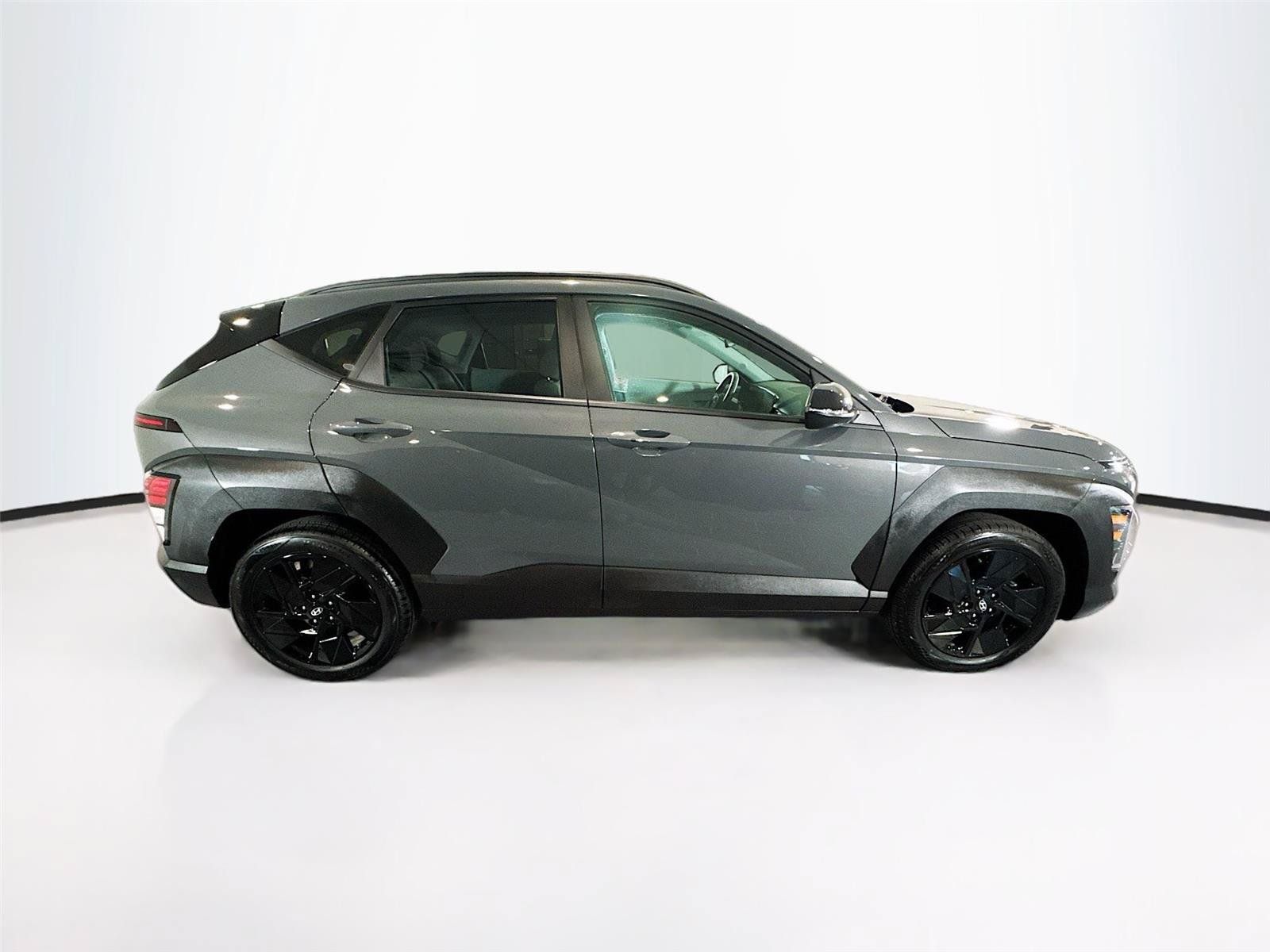 Used 2026 Hyundai Kona SEL Sport FWD image 32