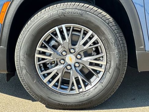 New 2026 Chevrolet Traverse LT image 38