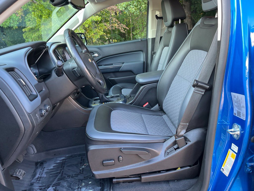 Used 2022 Chevrolet Colorado Z71 w/ Trail Boss Package AWD/4WD image 19