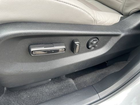 Used 2022 Honda CR-V EX-L image 10