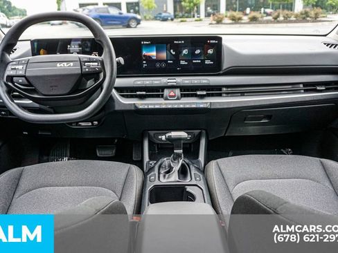 Used 2025 Kia K4 FWD image 25