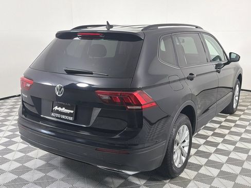 Used 2020 Volkswagen Tiguan S image 5