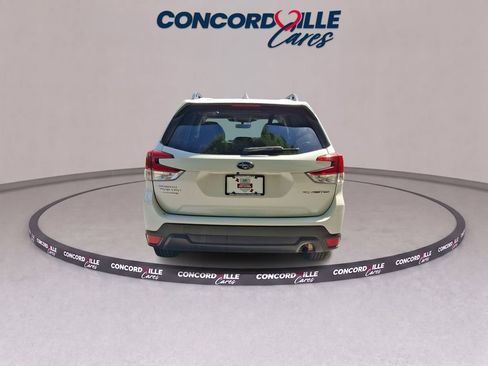 Certified 2023 Subaru Forester Premium AWD/4WD image 6