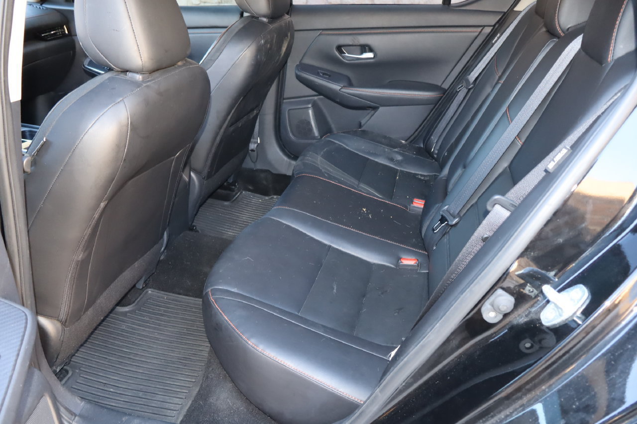 Used 2024 Nissan Sentra SR w/ SR Premium Package FWD image 6