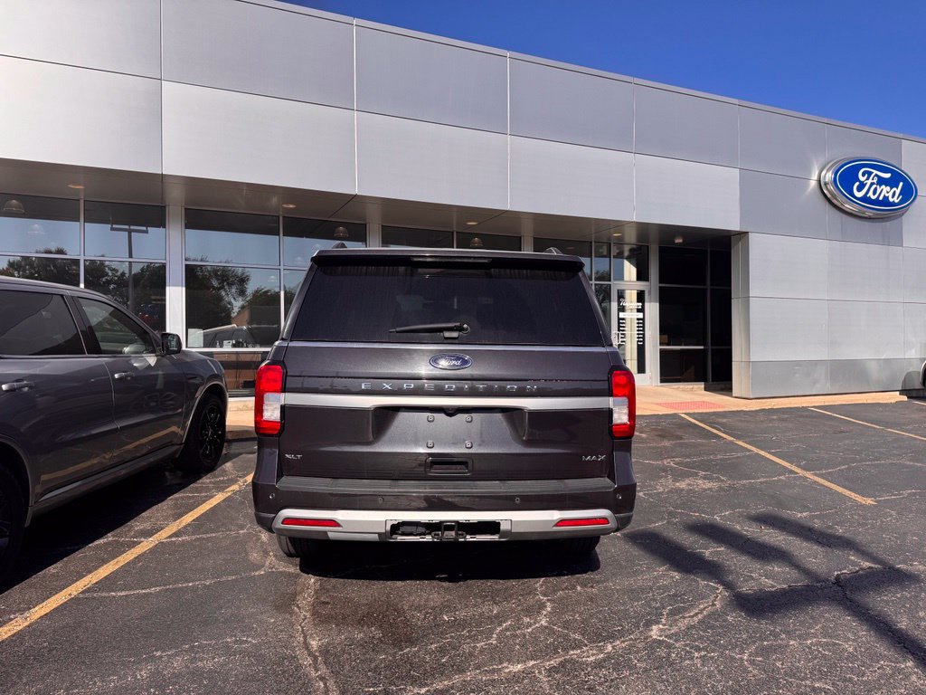 Used 2024 Ford Expedition Max XLT AWD/4WD image 14