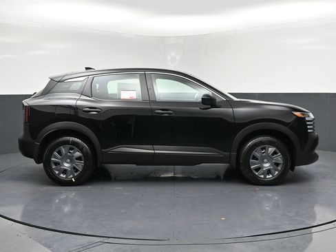 New 2026 Nissan Kicks S image 24