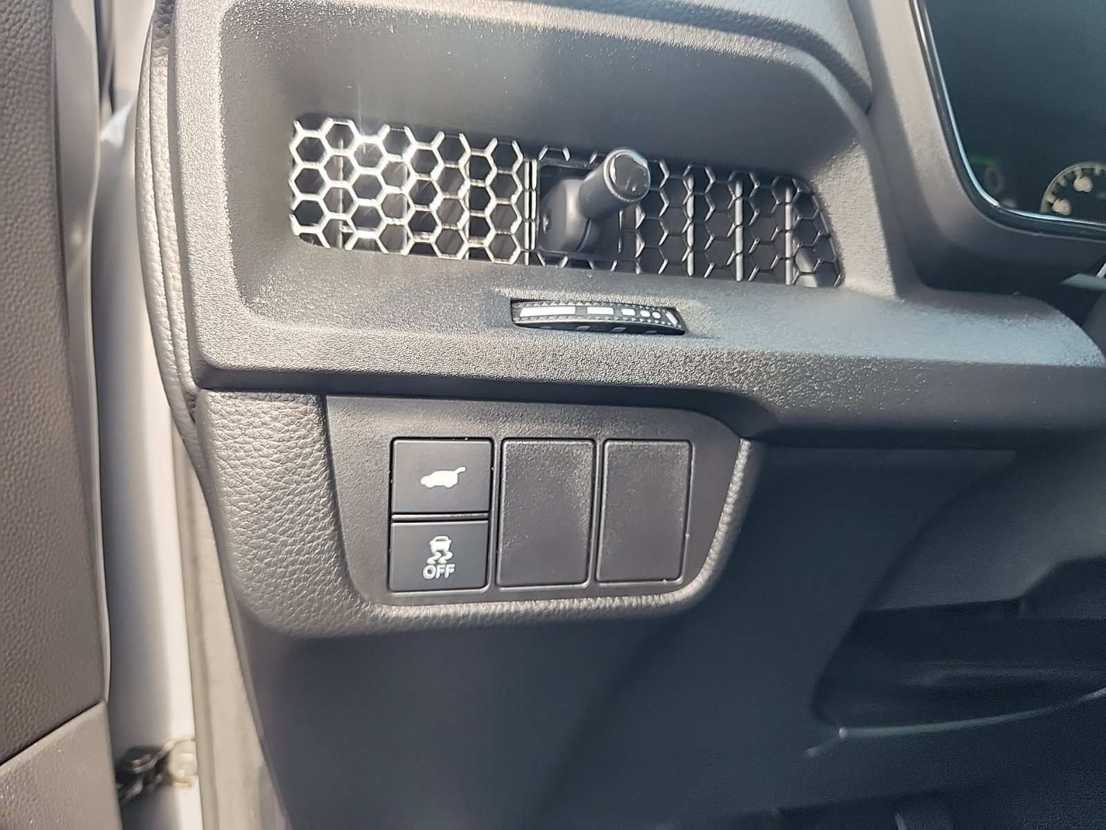 Used 2025 Honda CR-V Sport-L image 28