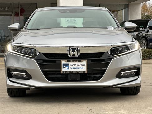 Used 2019 Honda Accord Touring image 9