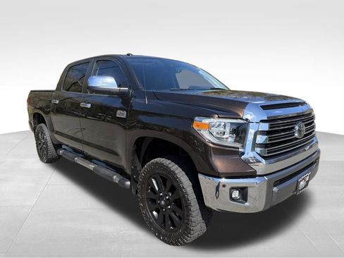 Used 2018 Toyota Tundra 1794 Edition image 9