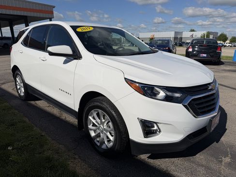 Used 2019 Chevrolet Equinox LT AWD/4WD image 35