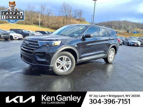 Used 2023 Ford Explorer XLT image 3