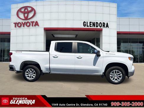 Used 2025 Chevrolet Silverado 1500 LT AWD/4WD image 12