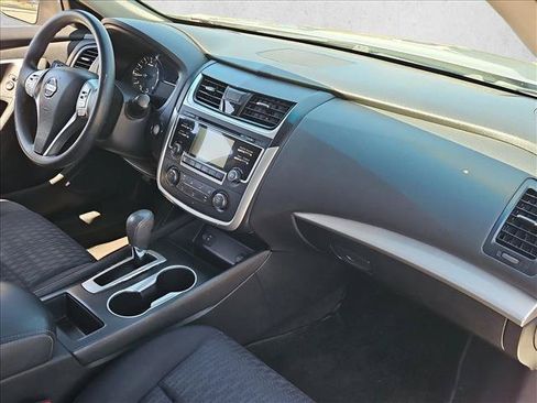 Used 2016 Nissan Altima 2.5 S w/ Power Driver Seat Package FWD image 27