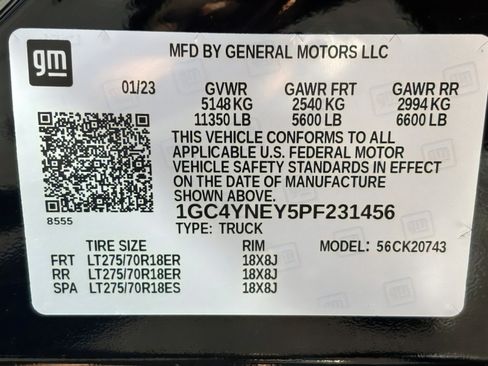 Used 2023 Chevrolet Silverado 2500 LT w/ Midnight Edition image 33