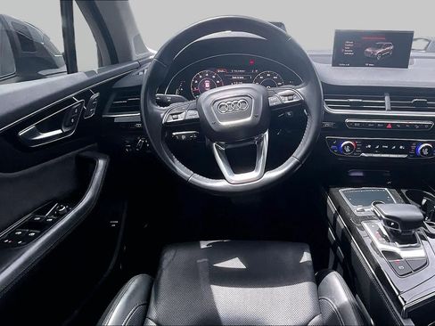 Used 2019 Audi Q7 3.0T Prestige AWD/4WD image 6