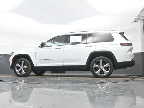 Used 2022 Jeep Grand Cherokee L Limited image 28