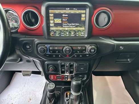 Used 2020 Jeep Gladiator Rubicon AWD/4WD image 14