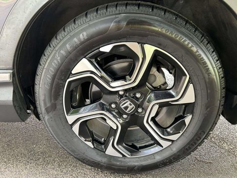 Used 2018 Honda CR-V Touring image 7