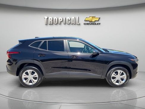 New 2026 Chevrolet Trax LS FWD image 6