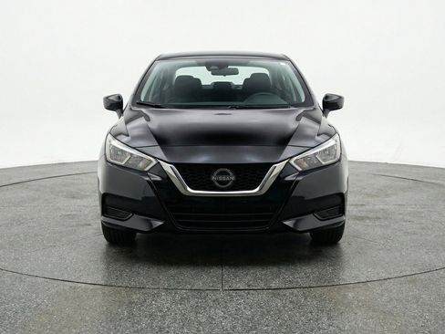 Used 2025 Nissan Versa SV FWD image 2