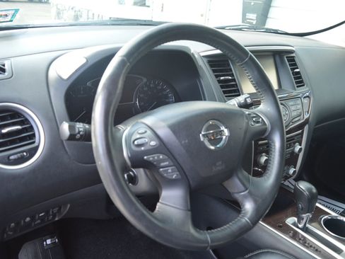 Used 2015 Nissan Pathfinder Platinum AWD/4WD image 33