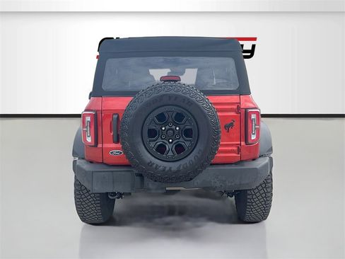 Used 2024 Ford Bronco Wildtrak image 6