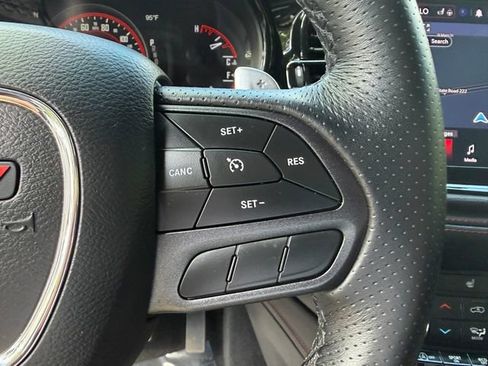 Used 2025 Dodge Durango GT RWD image 26