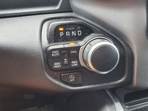 Used 2023 RAM 1500 Big Horn AWD/4WD image 29