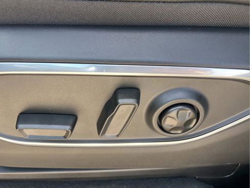 New 2026 Jeep Grand Wagoneer L Limited AWD/4WD image 26