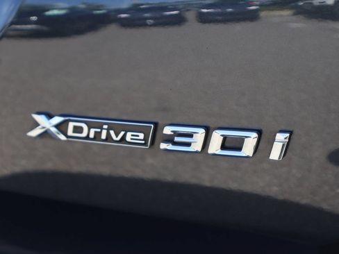 Used 2019 BMW X3 xDrive30i w/ Driving Assistance Package AWD/4WD image 9