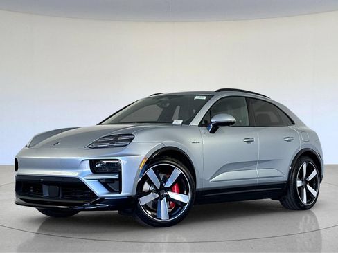 New 2026 Porsche Macan Turbo Electric AWD/4WD image 1