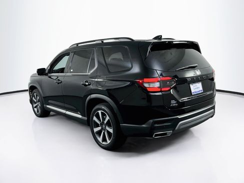 Used 2025 Honda Pilot Elite image 7