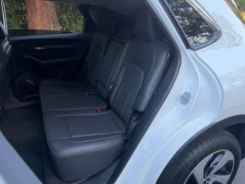 Used 2024 VinFast VF 8 Eco AWD/4WD image 17