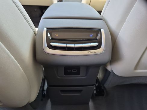 Certified 2024 Cadillac XT6 Premium Luxury AWD/4WD image 20