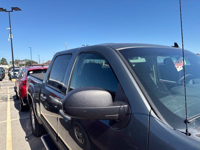 Used 2011 GMC Sierra 1500 SLE w/ Power Tech Package AWD/4WD image 8