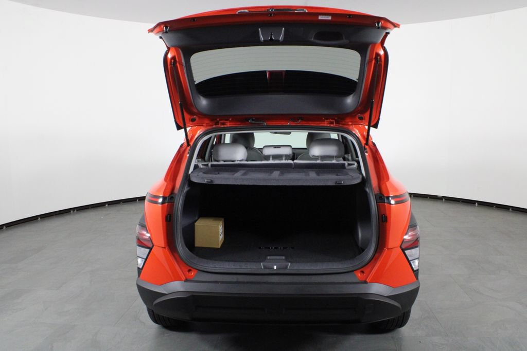 Certified 2026 Hyundai Kona SEL Sport FWD image 17