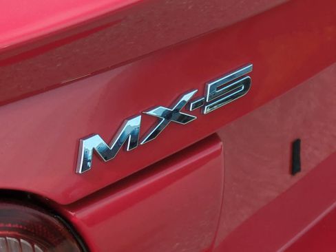 Used 2004 MAZDA MX-5 Miata MAZDASPEED w/ Grand Touring Pkg RWD image 14