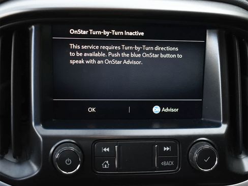 Used 2019 Chevrolet Colorado Z71 AWD/4WD image 16