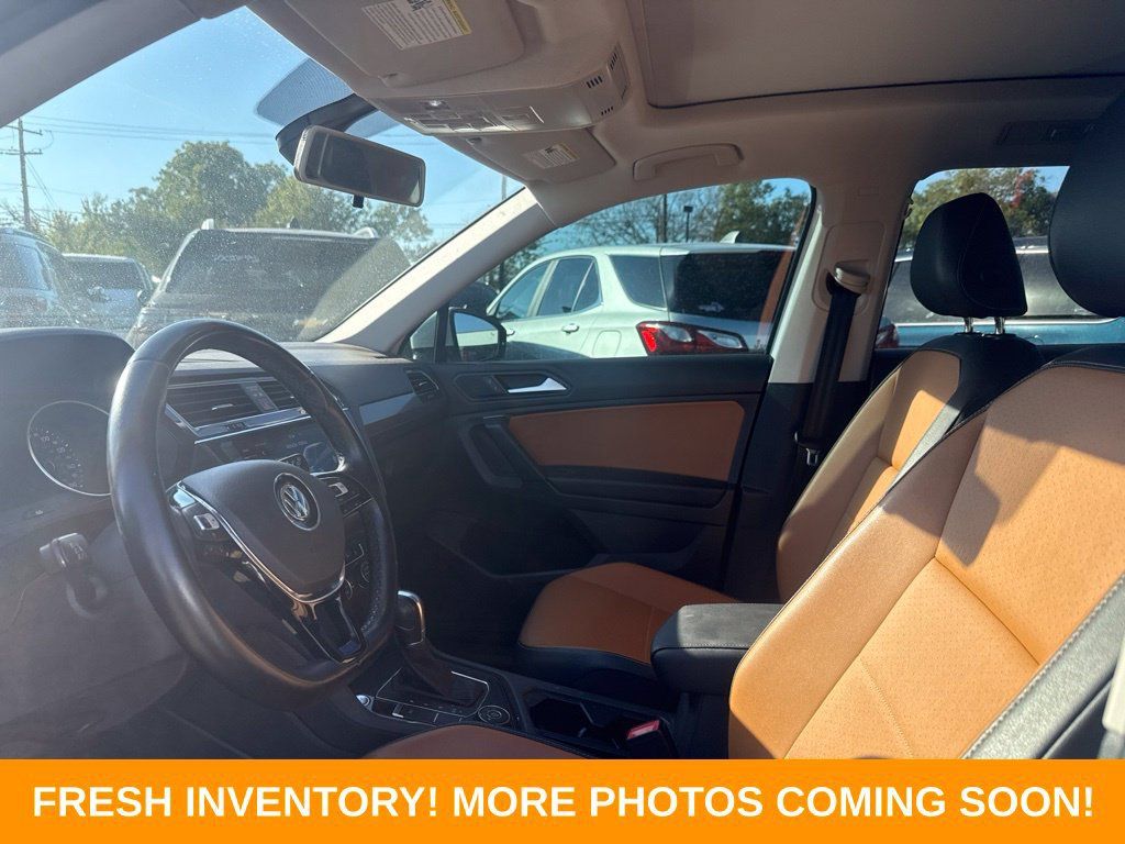 Used 2019 Volkswagen Tiguan SE w/ Panoramic Sunroof Package AWD/4WD image 8