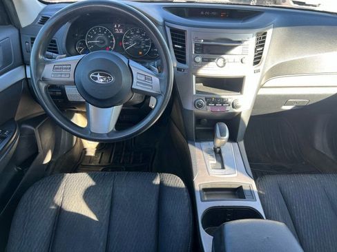 Used 2011 Subaru Outback 2.5i image 15