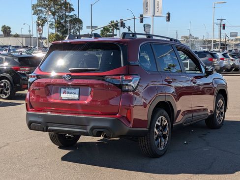 New 2025 Subaru Forester Premium w/ Convenience Package #1 image 4