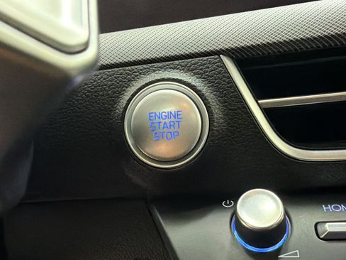 Used 2025 Hyundai Sonata SEL FWD image 19