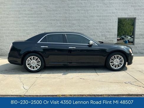 Used 2013 Chrysler 300 C w/ Harman Kardon Audio Group AWD/4WD image 13
