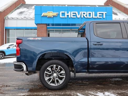 Used 2023 Chevrolet Silverado 1500 LT image 37