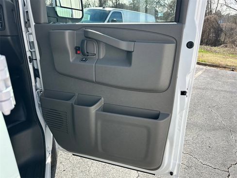 New 2025 GMC Savana 2500 w/ Driver Convenience Package image 15