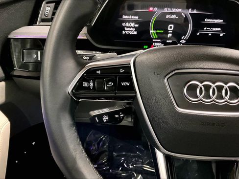 Used 2024 Audi Q8 e-tron Prestige w/ Prestige Package image 19