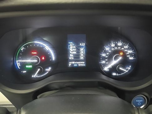 Used 2024 Toyota Sienna XLE image 22